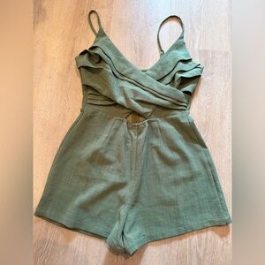 NWOT Fashion Nova Romper